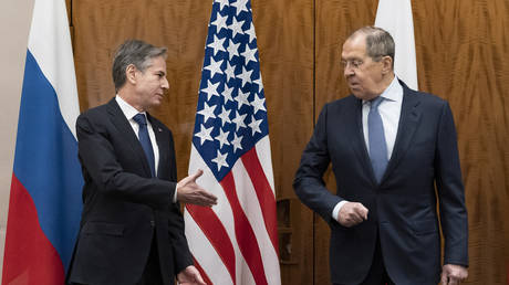 FILE PHOTO: U.S. Secretary of State Antony Blinken, left, greets Russian Foreign Minister Sergey Lavrov before their meeting, in Geneva, Switzerland, Jan. 21, 2022. © AP Photo/Alex Brandon